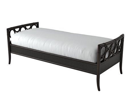 AO-82 Laura Kirar bench