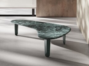 Kuyu Freeform Tables