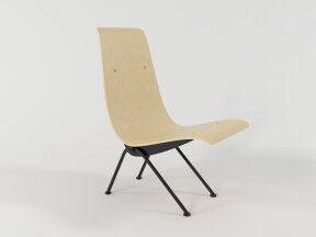 Moulded Shell Oak Chair