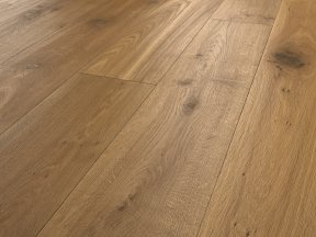 Rustic Solid Oak Flooring with Character